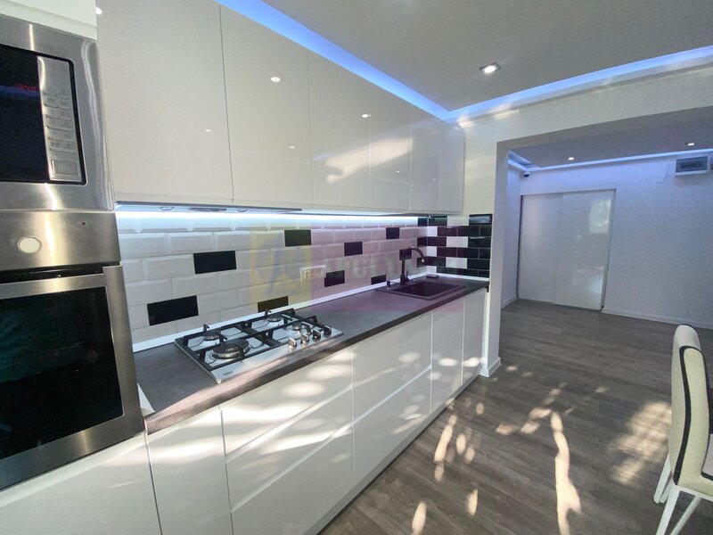 Apartament 4 cam. LUX 94mp 2 locuri parcare METROU Sun Plaza-Aparatori